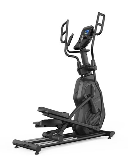 Master Fitness Crosstrainer CF40 i svart, multigreppshandtag och stadig ram.