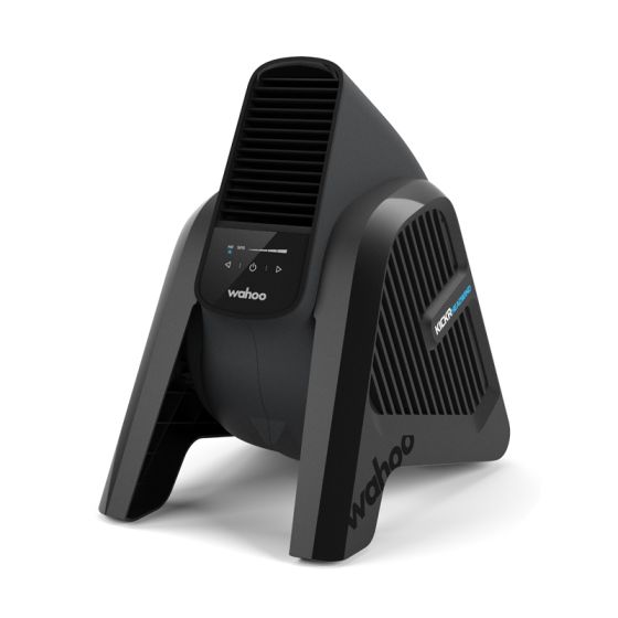 Wahoo Kickr Headwind smartfläkt med justerbara ben och kontrollpanel för luftflöde.